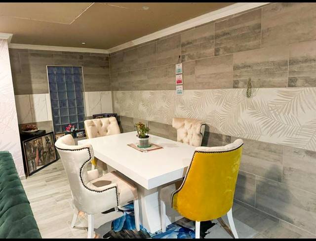 2 BEDROOM HOUSE FOR SALE IN KWAMHLANGA RURAL